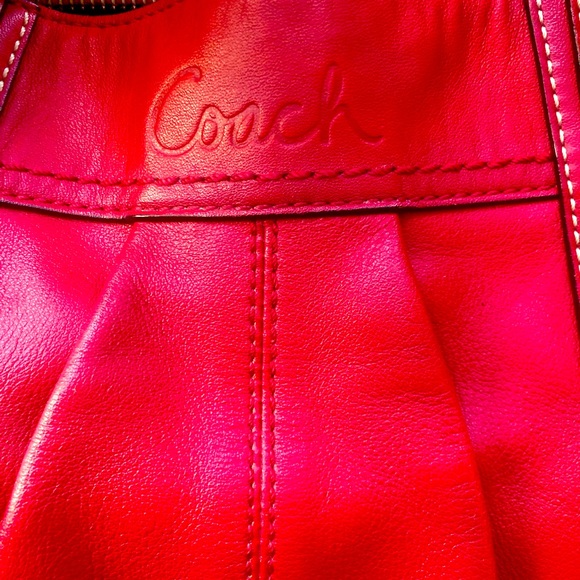 GENUINE LEATHER VINTAGE COACH LEGACY SATCHEL WITH SERIAL NUMBER.  MAKE AN OFFER - Picture 1 of 15